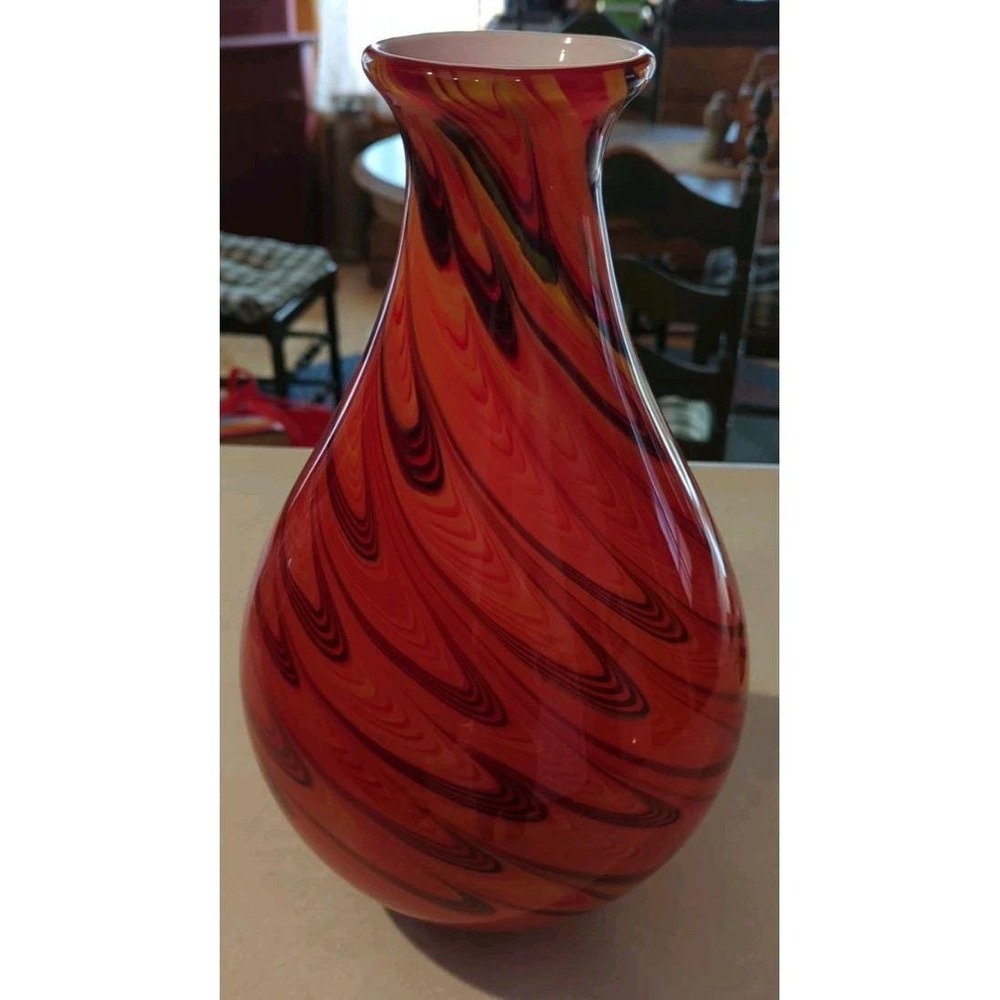 Gorgeous Dynasty Gallery Red Multicolor Swirled Handblown Vase San Francisco CA